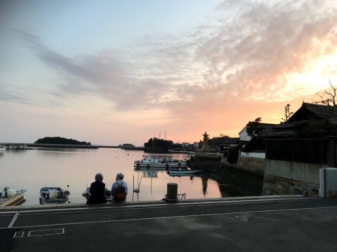 食材片付けと鞆の散歩びより